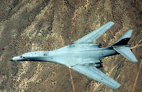 Top View of Rockwell B1 Lancer 600x387 81K
